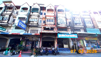 SHOP HOUSE 15 Sq.w. Si Racha Chonburi for 3.2M