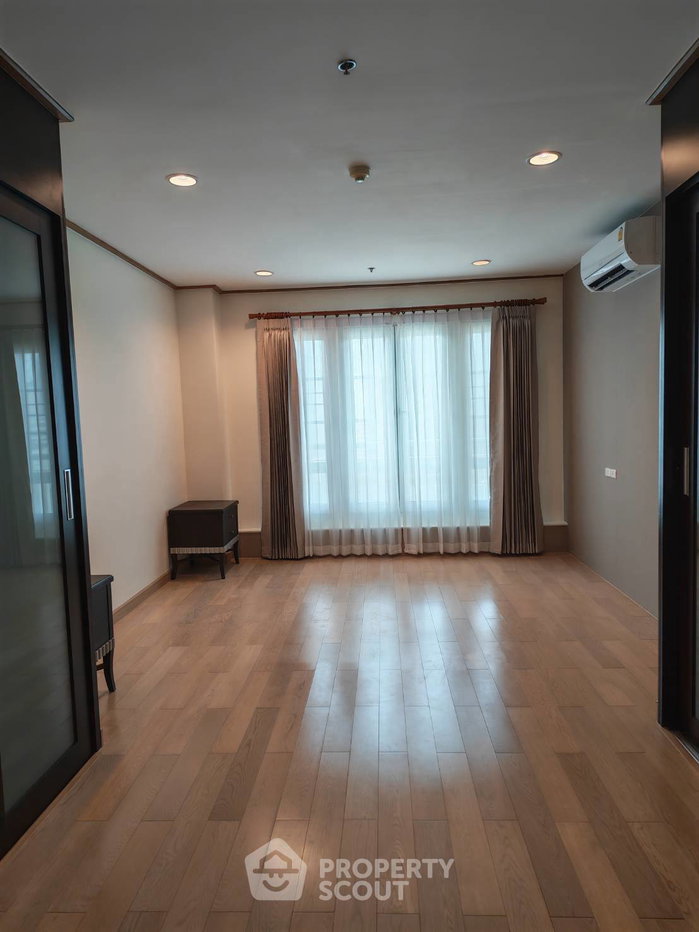 picture 200m To BTS Asoke | 3-BR Citi Smart Sukhumvit 18 (ID 3191281) - 4/8