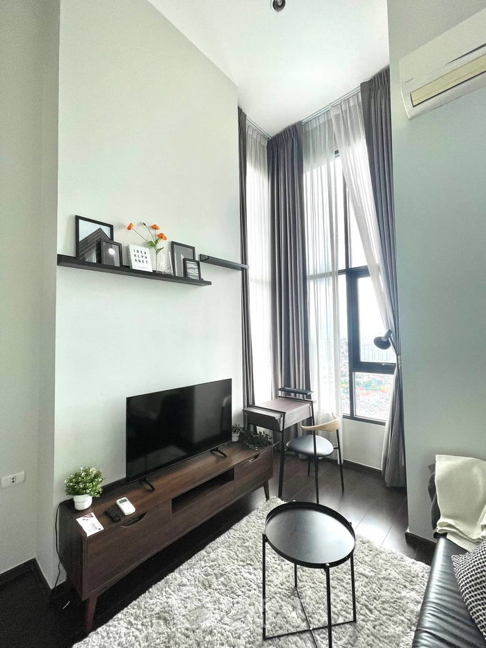 picture 42nd-Floor 1-BR At C Ekkamai Near ARL Ramkhamhaeng (ID 2159941) - 2/17