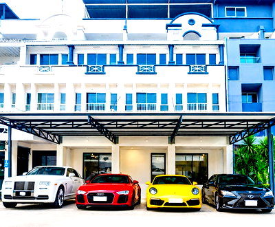 Shophouses for rent Bangkok : Parking for 5 cars, MRT Khubon 798 m. Commercial building, 3 units for rent, Wamin location, near MRT Ramintra Km. 9, 799 m., near Fashion Island, 4