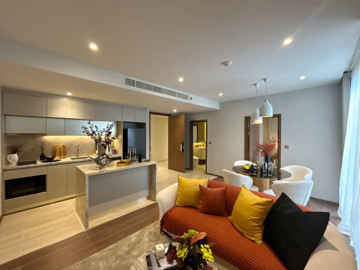 picture “VIA 61 | Private Luxury in Ekkamai” - 3/18