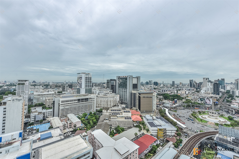Special Unit, Great Value Ideo Q Victory near BTS Victory Monument