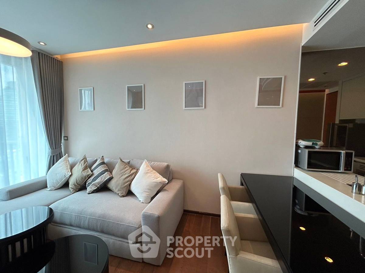 picture 29th-Floor 1-BR At The Address Sukhumvit 28, 300m To BTS Phrom Phong (ID 875838) - 2/11