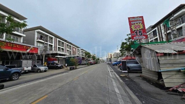 รูป อาคารพาณิชย์ 3.5 ชั้น 2 คูหา ย่านตลาดไท ทำเลดีถูกมาก - รูปที่ 18/20