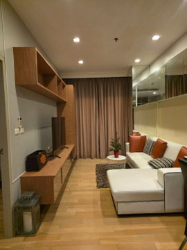Noble Reveal sells a well decorated room, good price, no additional fees, one price, 1 bedroom, 1 bathroom.