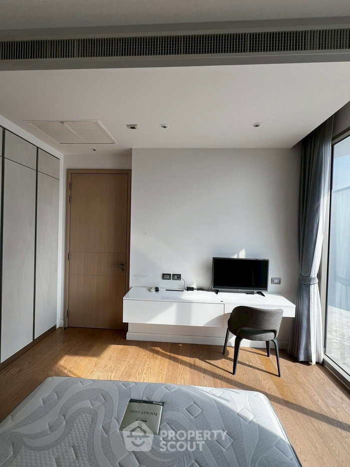 รูป คอนโด 2 ห้องนอน Magnolias Waterfront Residences ใกล้ BTS สะพานตากสิน (ID 3118751) - รูปที่ 11/12