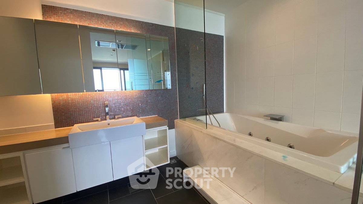 picture 40th-Floor 2-BR 106 Sqm Condo At Southpoint Pattaya (ID 2789415) - 12/15