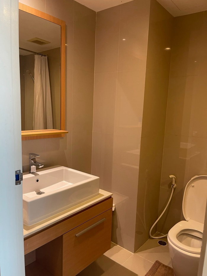 picture ★  D25★ 40 sq m., 6th floor (1 bedroom, 1 bathroom), ★ near BTS Thonglor ★ complete electrical appliances ★ - 7/10