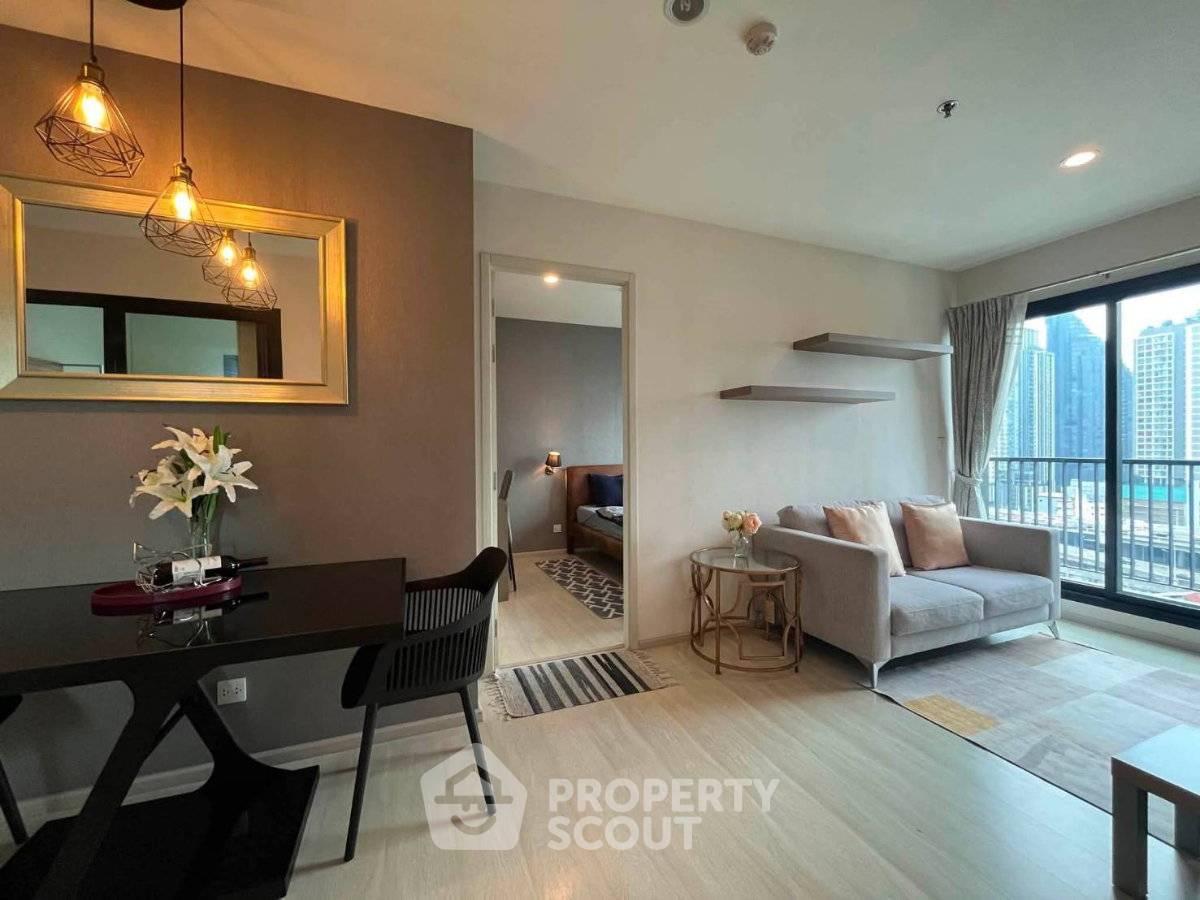 picture 15th-Floor 2-BR Condo At Life Asoke Near ARL Makkasan (ID 3190462) - 9/16
