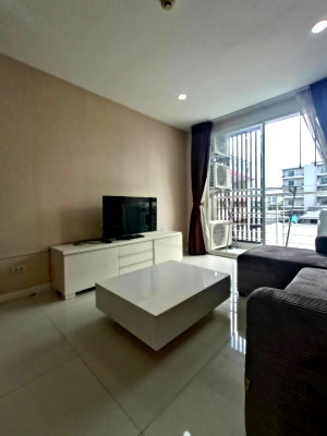 Condos for rent : For Rent : Condo Elements Srinakarin *Bigger Room* at Line: @homefinder