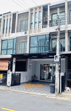 ขายทาวน์โฮม 3 ชั้น หมู่บ้านไพร์ม เพียง 100 ่จากถนนเกษตร นวมินทร์ ถึงหมู่บ้านแต่งสวยพร้อมอยู่ เป็นทั้งสำนักงานและที่พัก  3น,4 น้ำ ต่อเติมชั้น1,2อย่างดี