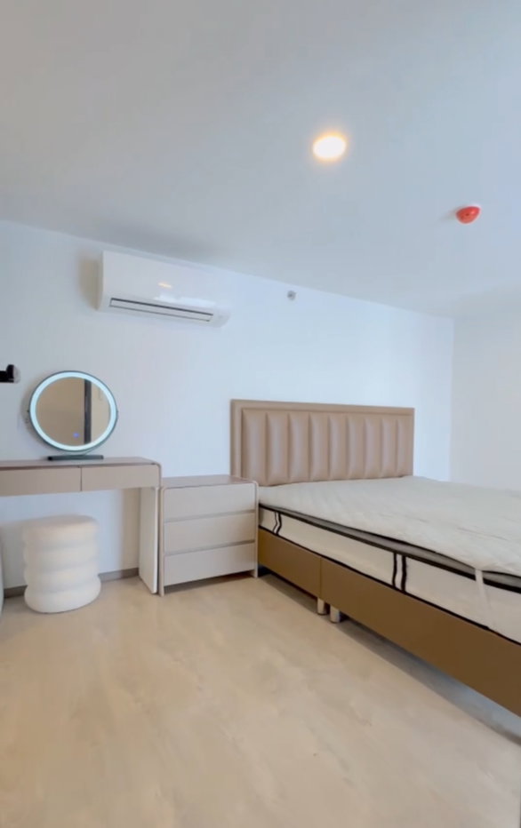 รูป SOHO รัชดา 17 | duplex 2 นอน 48 ตร.ม. MRT ห้วยขวาง | **ค่าเช่า 42,000 บาท** นัดชม แอดไลน์ ID: @property.ma - รูปที่ 10/19