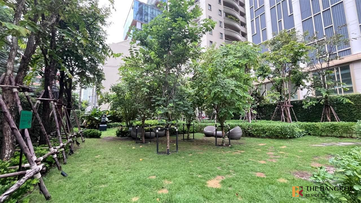 picture Muniq Sukhumvit 23 High-potential Location, Not as Expensive as You Think near MRT Sukhumvit Station - 9/10