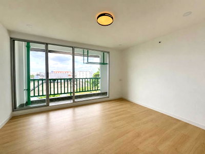 ขายคอนโด : 🏠 ขาย คอนโด City Villa Condo ซิตี้ วิลล่า คอนโด  ลาดพร้าว 126 ห่างจาก BTS ลาดพร้าว 101 เพียง 500 เมตร ชั้นสูง วิวสระ✅ รีโนเวทใหม่ทั้งห้อง