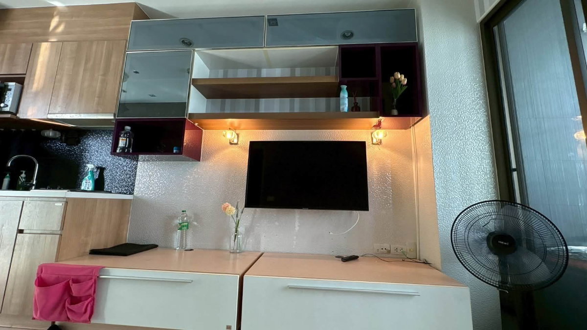picture I'w rentu: Ideo Mix Sukhumvit 103, uned gornel, ger BTS Udom Suk. - 4/12