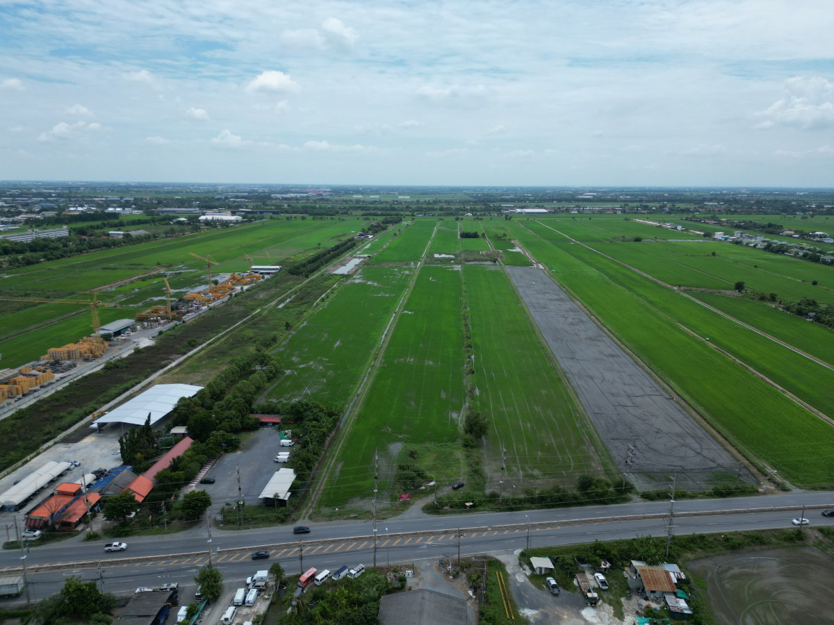 รูป ขายที่ดิน 42-0-68.0 ไร่ ติดถนนลำลูกกา (คลอง 9) จังหวัดปทุมธานี - รูปที่ 2/5