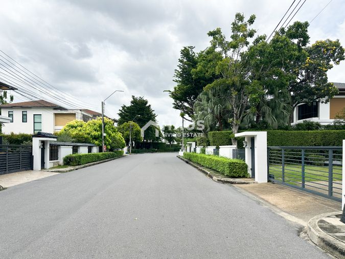 3-bed house for sale, 194 sqm, 103 sq wah, The Gallery Setthasiri's Collection