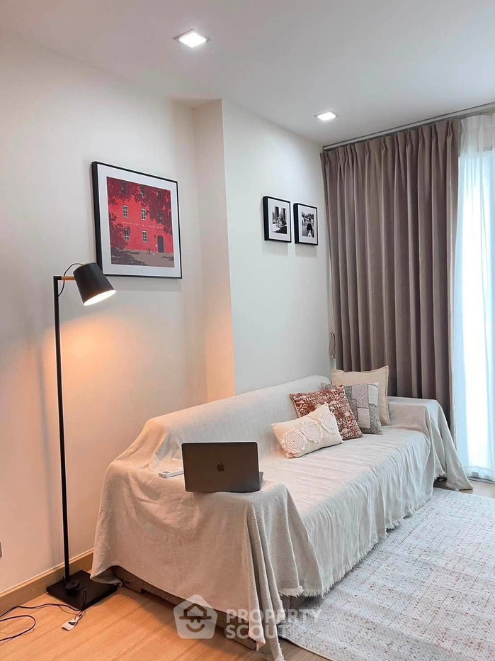 picture 16th-Floor 2-BR Sky Walk Residences 200m To BTS Phra Khanong (ID 3191445) - 2/8