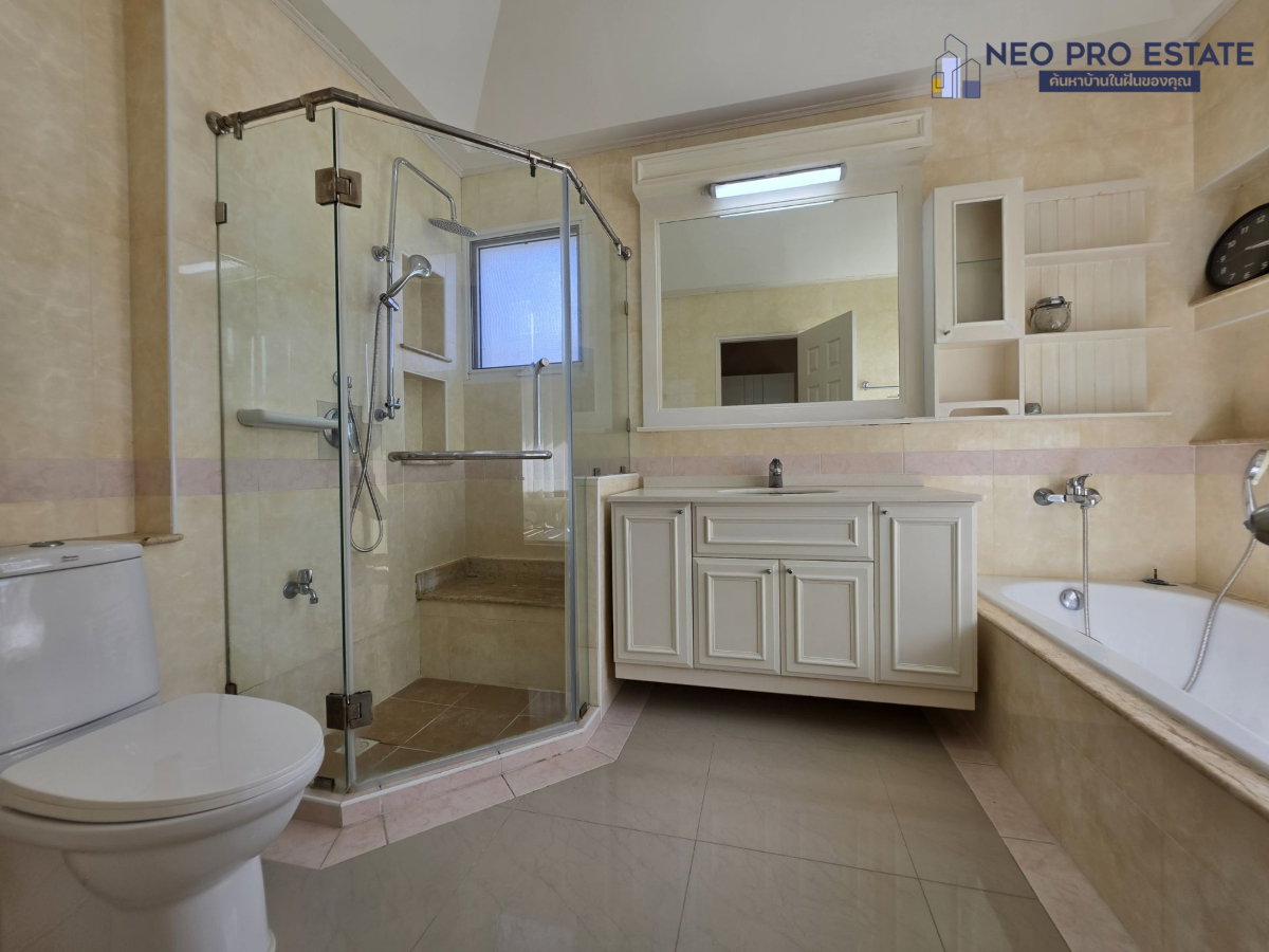 picture Luxury 2-Storey Detached House | Land & Houses Park, Khon Kaen - 20/25