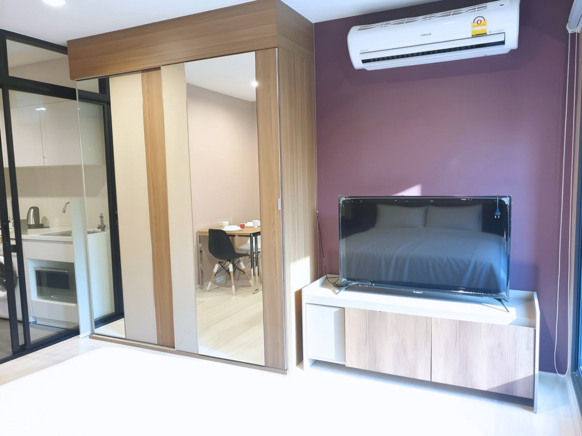 picture 🔥 Life One Wireless, Studio room, 5th floor, 29 sq.m., prime location in Wireless Road-Ploenchit, only 21,000 THB/month! 🌿🏙️ - 3/8
