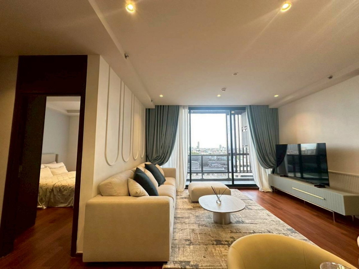 รูป ให้เช่า One Altitude  Charoenkrung  ** 130,000 บ./ ด. ***  ขนาด 132 ตร.ม.  3ห้องนอน 3ห้อง 1ห้องนั่งเล่น  +ห้องแม่บ้าน  ชั้น 10, 11  - รูปที่ 7/57