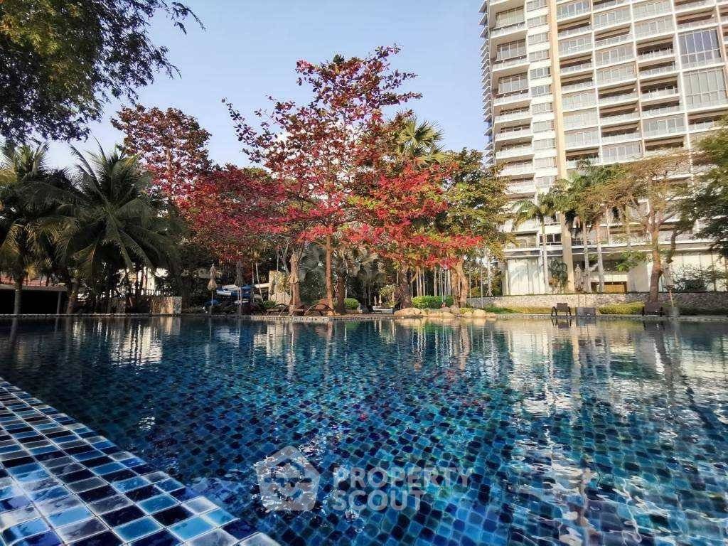 picture 2-BR 107 Sqm Southpoint Pattaya Condo In Phratamnak (ID 2804138) - 11/17