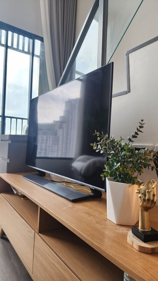 picture 🎊 Newly Renovated 1-Bed (Loft) : Ready to Move-in 🎉 - 3/9