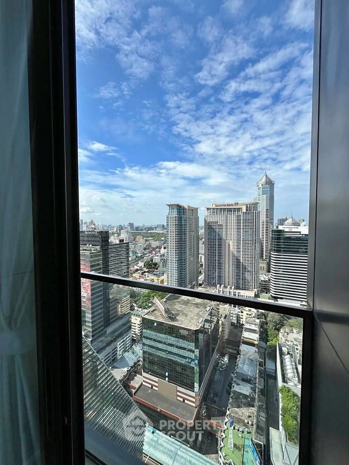 picture 33rd-Floor 1-BR For Sale At Noble Ploenchit Near BTS Phloen Chit (ID 3115295) - 2/11