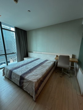 P-53942 | The Room Sukhumvit 21 🔥✨ Spacious 1-Bedroom Condo for Rent | Near MRT | Ready to Move In! ✨📱 Line ID: @easythaihome | ☎️ 085-592-2897