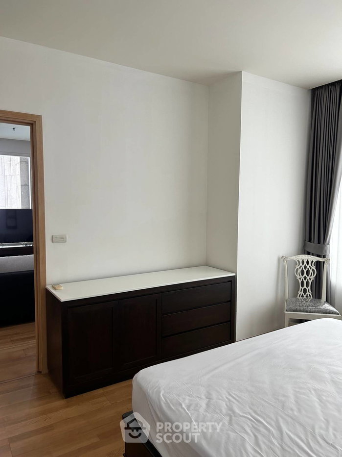 picture Great Value 1-BR At 39 By Sansiri, 100m To BTS Phrom Phong (ID 3189240) - 2/8