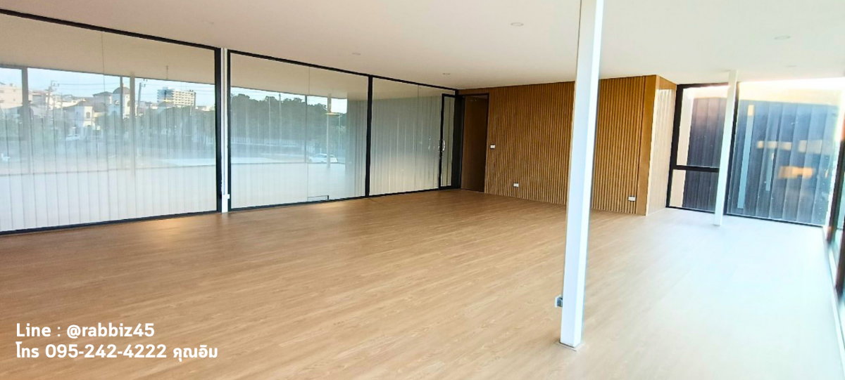รูป อาคารสุดท้าย พร้อมเข้าใช้ทันที! Modern Standalone Office & Showroom ทำเลพระราม 2 ซอย 28 - รูปที่ 6/10