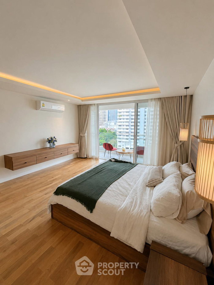 picture 4-BR 236 Sqm Condo At DS Tower 1 Near BTS Phrom Phong (ID 3191314) - 6/18