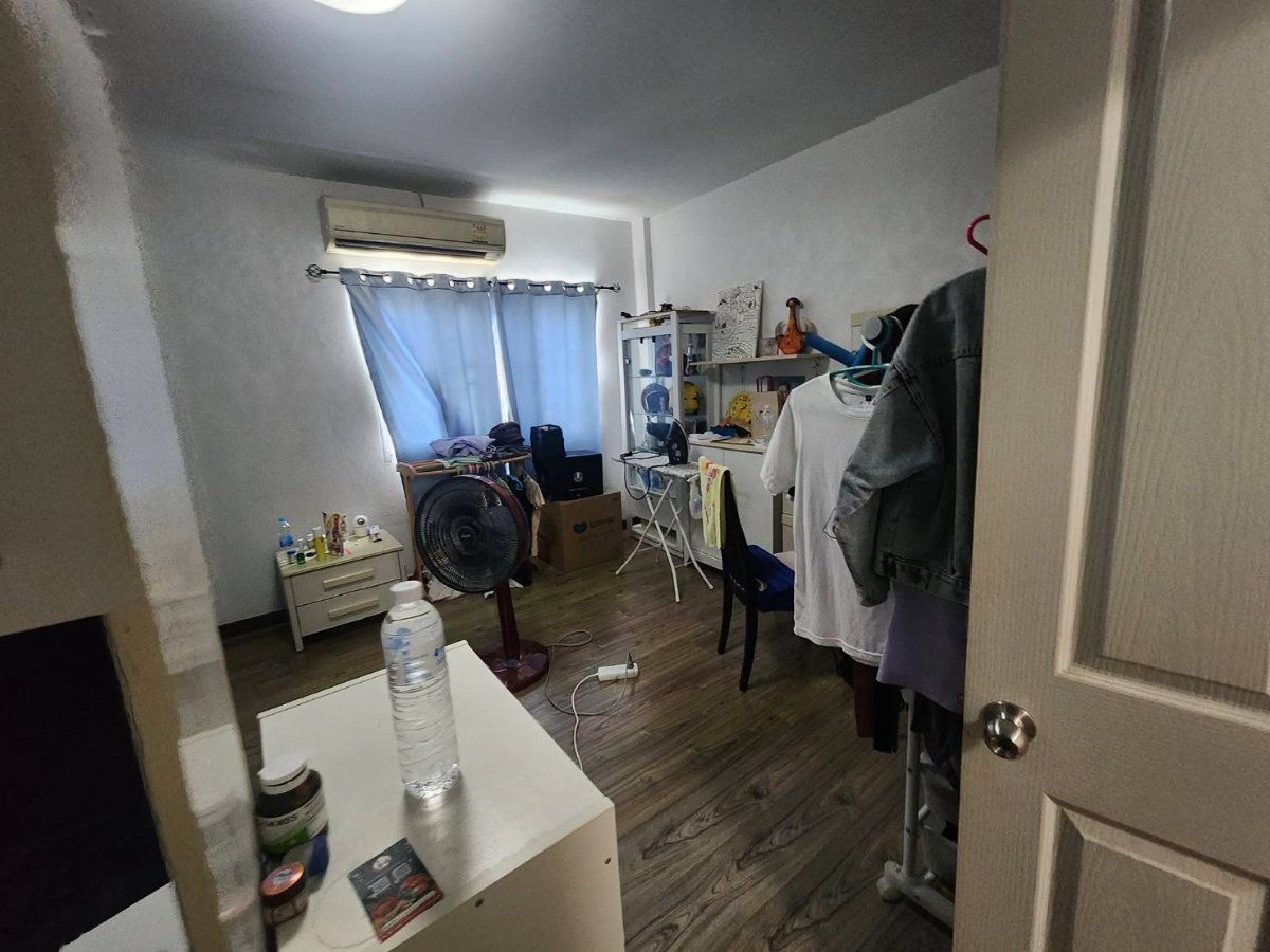 รูป SKI120🏠 บ้านหลังริม 4 ห้องนอน ใจกลางปากเกร็ด | 3.2 ล้าน - รูปที่ 2/6