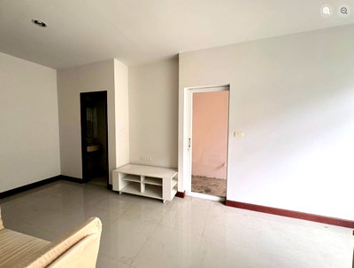 Condos for sale : P-1686🎀Sale Condo Ease Ratchada 32 best price 1.09 M. // 0659174222 //