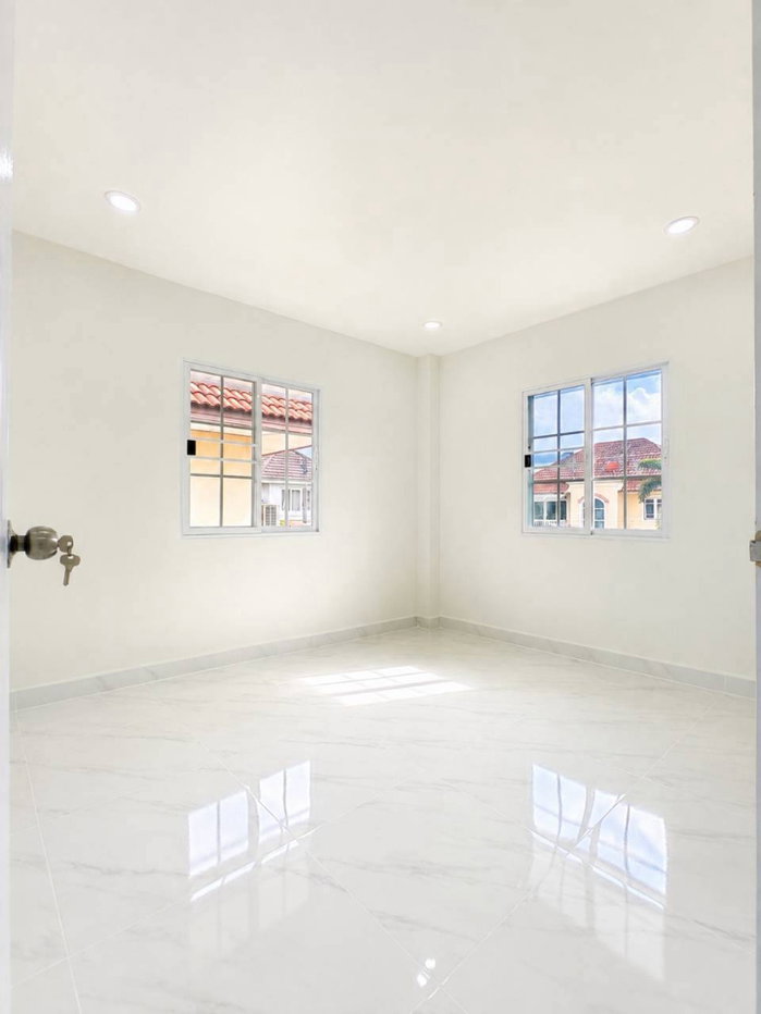 รูป บ้านเดี่ยวใกล้ BTS รีโนเวทใหม่ทั้งหลัง ม.การ์เด้น วิลล่า คลอง 3 (Garden Villa Klong 3) ถนนชลมาร์คพิจารณ์ (รังสิต-คลอง 3) ลาดสวาย ลำลูกกา ปทุมธานี  - รูปที่ 37/46