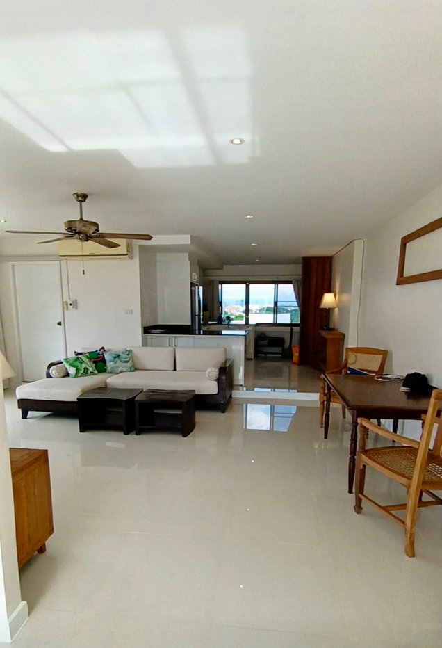 picture Stunning Mountain view condo just 200 m. from MAYA mall, Chiang Mai - 4/13