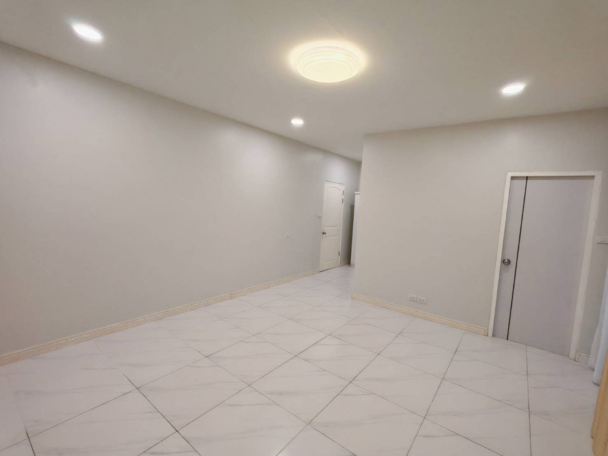 รูป 🏢✨ ให้เช่า Home Office 4 ชั้น ลาดพร้าว 80 | เชื่อมต่อลาดพร้าว–รัชดา–เหม่งจ๋าย–เลียบด่วน - รูปที่ 9/10