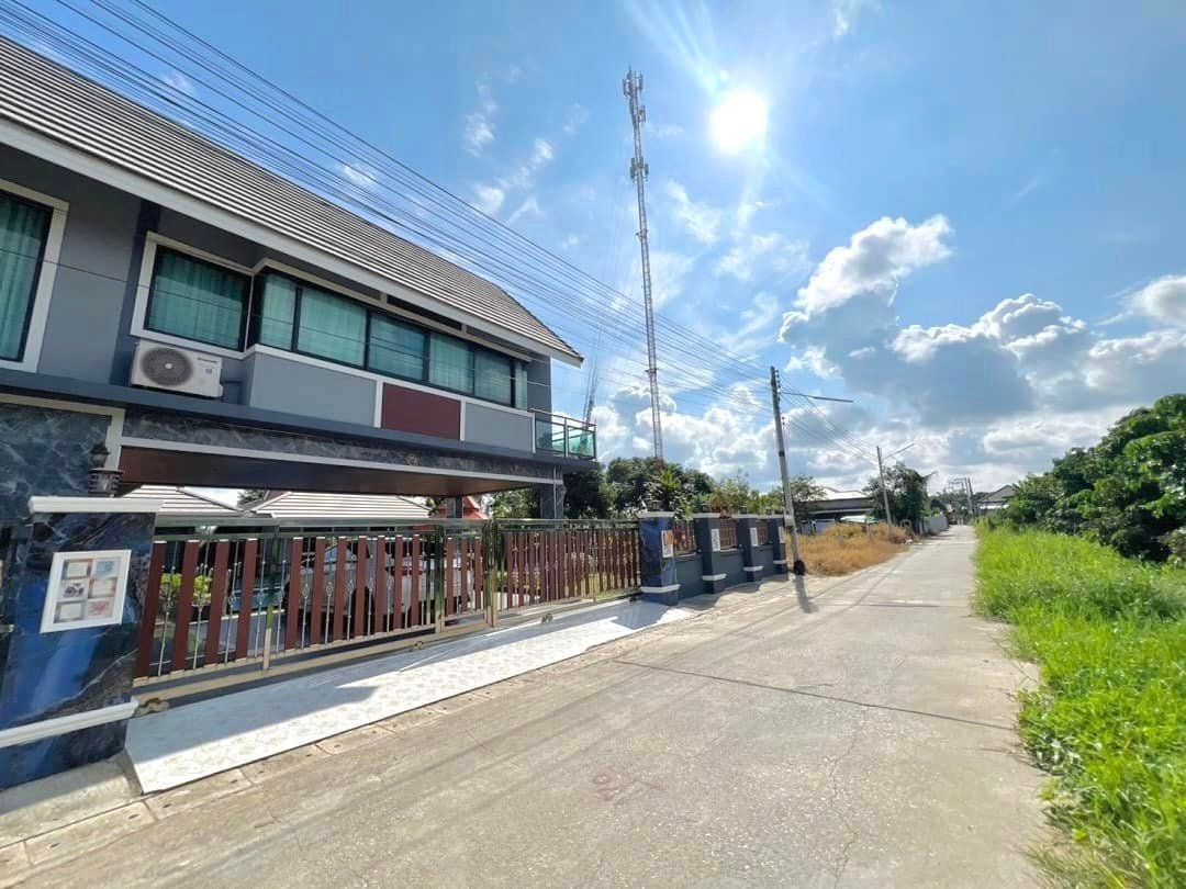 รูป 🏡✨ ขายพูลวิลล่า 2 ชั้น พร้อมสระว่ายน้ำส่วนตัว ใกล้โรงเรียนนานาชาติลานนา ✨🏡  CHD101857 - รูปที่ 24/24