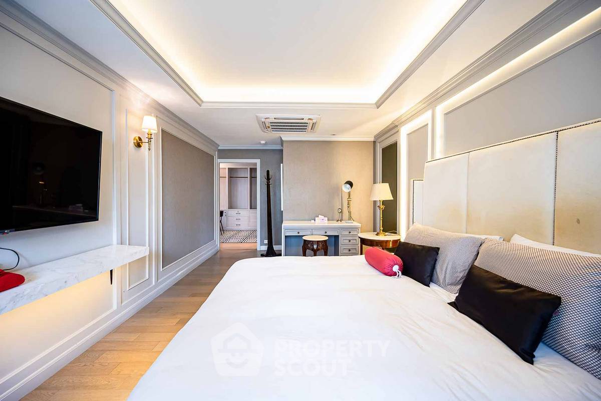 picture 3-BR 308 Sqm, 21st-Floor Mahogany Tower Condominium MRT Queen Sirikit (ID 3191295) - 10/16
