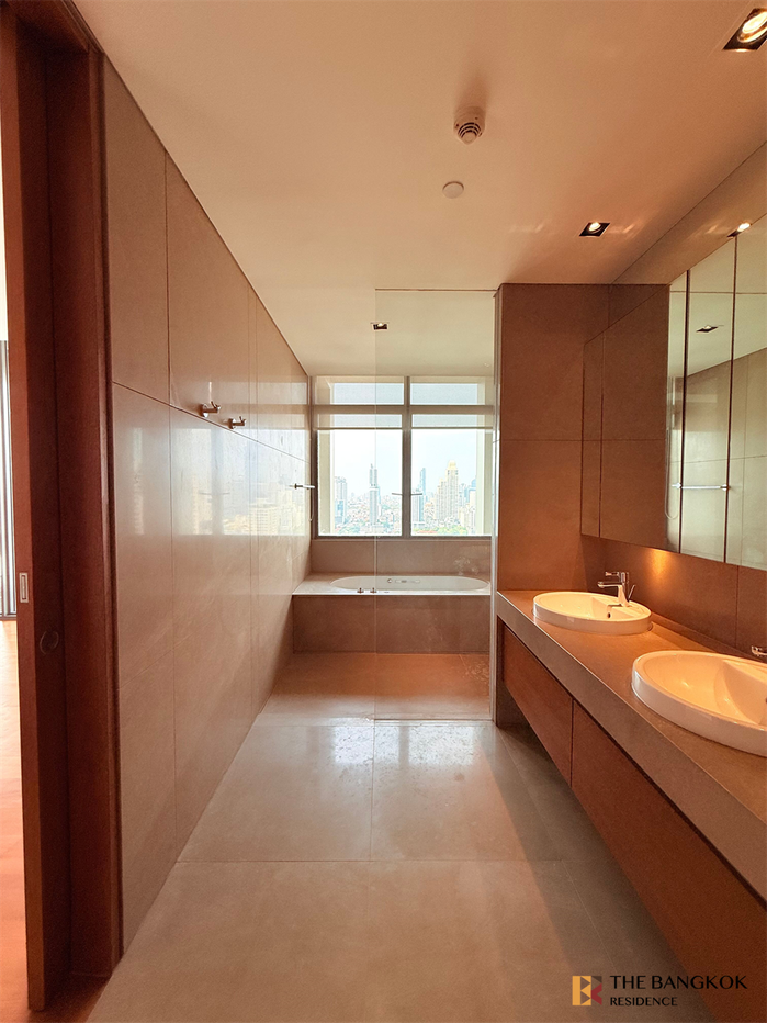 รูป คอนโด Luxury พร้อมอยู่บนทำเลที่ดีที่สุด เดอะ สุโขทัย เรซิเด้นท์ - รูปที่ 9/10