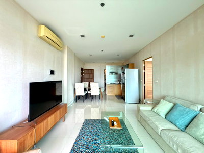 Condos for sale : 🌊 For Sale : Casalunar Paradiso Beachfront Condo – 2 Bedrooms, 2 Bathrooms, 5th Floor, Spacious & Homely Living