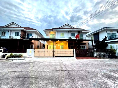 บ้านแฝด ชลบุรี : ขายบ้านแฝด หมู่บ้านศรีนครินทร์ นาพร้าว ศรีราชา ชลบุรี