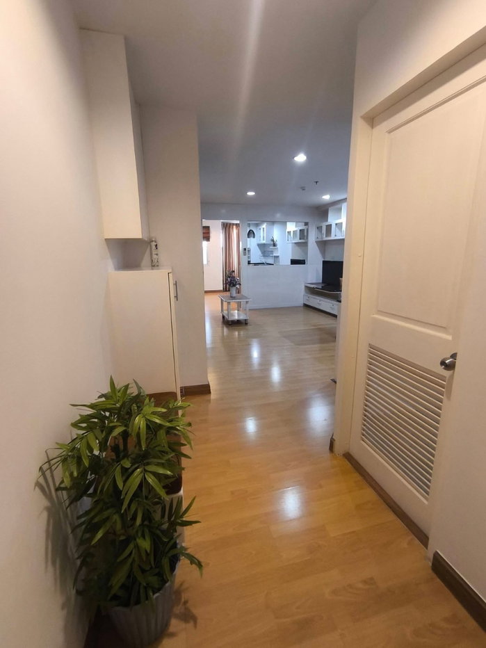 picture Serene Place Sukhumvit 24 - 3/8