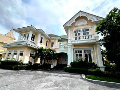 Houses for sale : For Sell House THE ROYAL RESIDENCE 2-story 4 bedroom 8 bathroom