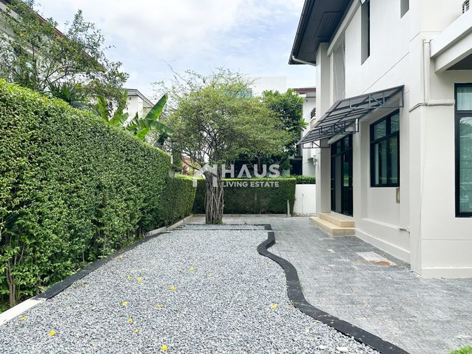 3-bed house for sale, 194 sqm, 103 sq wah, The Gallery Setthasiri's Collection