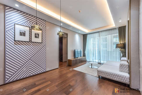 The Estelle Phrom Phong near BTS Phrom Phong Luxurious Design, Elevated Atmosphere