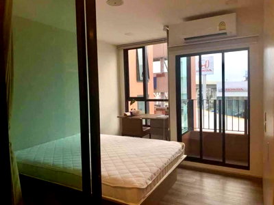 Condos for rent : Brown Condo phaholyothin              67