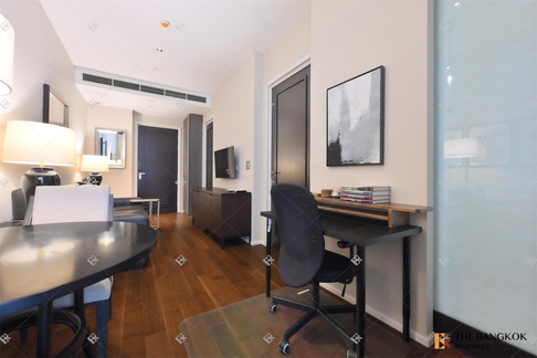 The Diplomat 39 near BTS Phrom Phong Move-in Ready, Just Bring Your Stuff