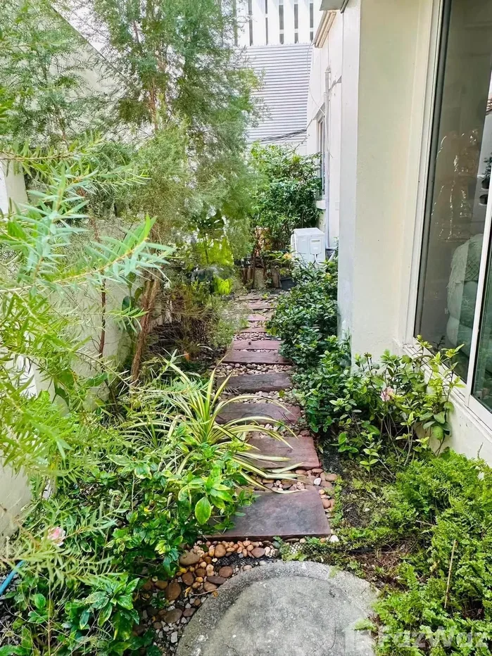 รูป บ้านเดี่ยวให้เช่า 5 ห้องนอน ใน คลองตันเหนือ, กรุงเทพมหานคร 6677077 - รูปที่ 12/13