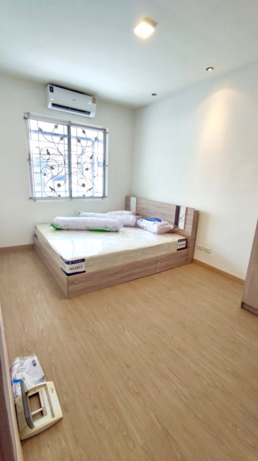 รูป ให้เช่าบ้าน หลังมุม ย่านวัดลาดปลาเค้า - รูปที่ 8/16